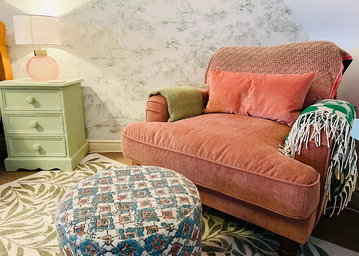 Number 2, Spacious Rooms, Near Ironbridge!