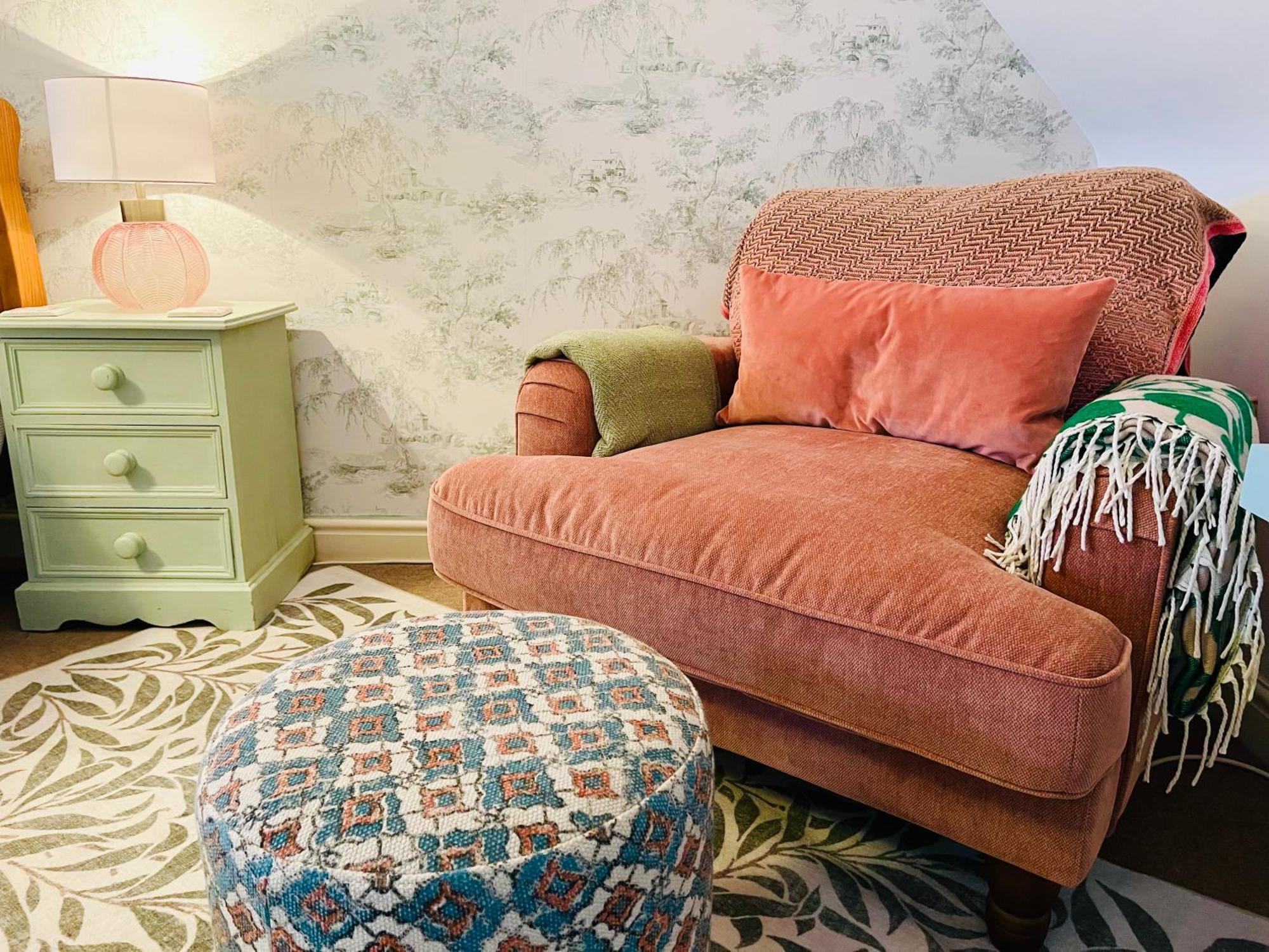 Number 2, Spacious Rooms, Near Ironbridge! Guest house
